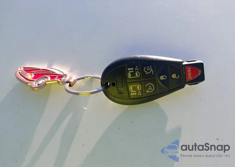 2014 Chrysler Town & Country Touring-L z USA, uszkodzony, nr VIN 2C4RC1CG1ER367659